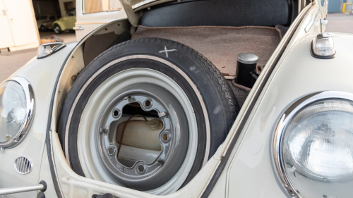 10 Hilarious Classic Car Features You Probably Don't Even Remember