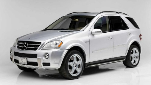 10 forgotten V8 SUVs that are performance bargains