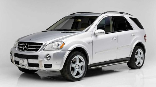 10 forgotten V8 SUVs that are performance bargains