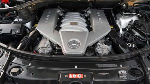 10 forgotten V8 SUVs that are performance bargains