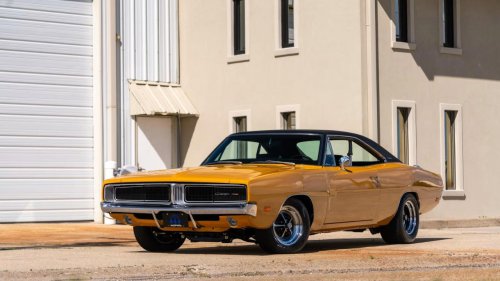 10 Classic Cars That Are Cheaper to Restore Than Buy