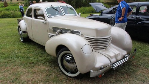 Jay Leno’s 12 Most Underrated Cars