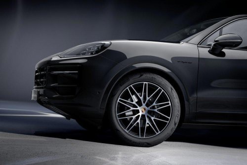 Porsche Cayenne and Taycan Black Editions revealed
