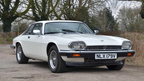 10 Beautiful Classic Cars From The '70s That Are Now Dirt Cheap
