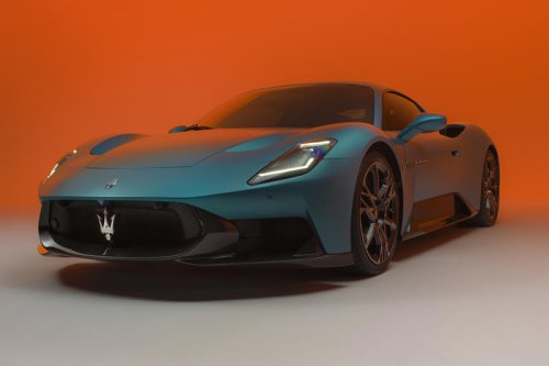 マセラティが新型スーパースポーツカー「MCプーラ」を発表