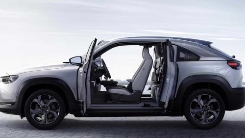 10 Most Worthless Features Most People Still Want In Their Cars