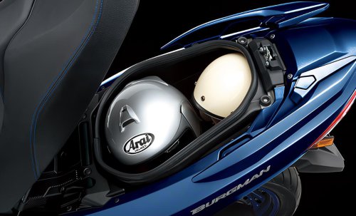 スズキが「バーグマン400 ABS」のカラーラインアップを変更！ 国内唯一の400ccスクーターの新色をチェック