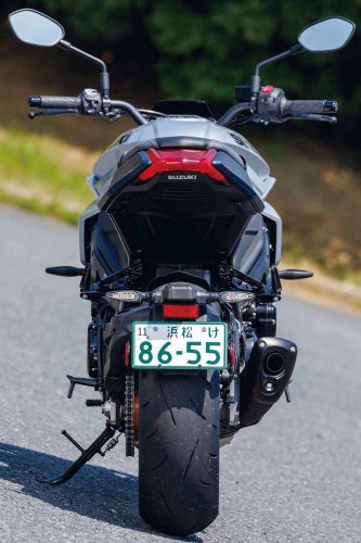 名車のDNAを受け継ぐ3台を徹底比較！ CB1000Fコンセプト・Z900RS・KATANAのスタイリングをチェック