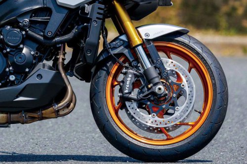 【レビュー】スズキ「KATANA」インプレ（2025年）｜独創のスタイリングと豪快なパワーを誇る現代の名刀