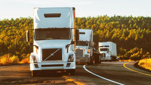 20 Struggles Semi-Truck Drivers Face