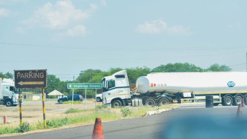 20 Struggles Semi-Truck Drivers Face