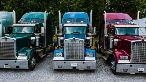 20 Struggles Semi-Truck Drivers Face
