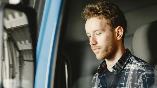 20 Struggles Semi-Truck Drivers Face