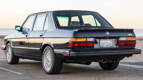 BMW Built The World's First Luxury Sports Sedan