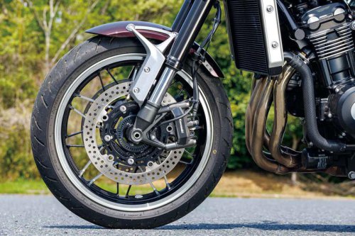 いずれもパワフルな4気筒エンジンを搭載！ CB1000Fコンセプト・Z900RS・KATANAのパワーユニット＆シャシー、足まわりを比較