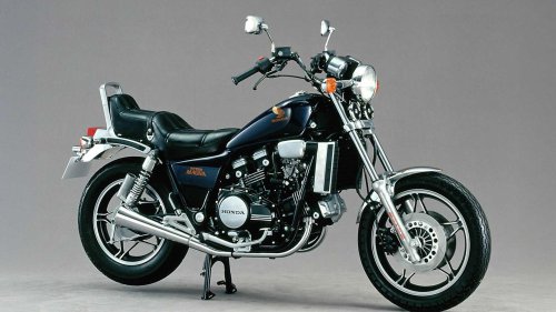 10 powerful cruiser bikes from the 1990s that are worth buying today