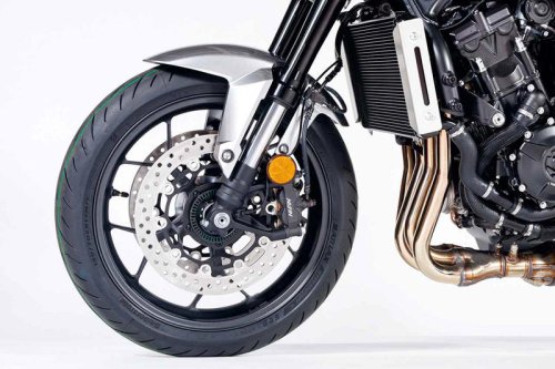 いずれもパワフルな4気筒エンジンを搭載！ CB1000Fコンセプト・Z900RS・KATANAのパワーユニット＆シャシー、足まわりを比較