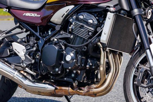 いずれもパワフルな4気筒エンジンを搭載！ CB1000Fコンセプト・Z900RS・KATANAのパワーユニット＆シャシー、足まわりを比較
