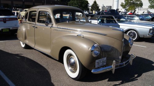 1940s Lincoln Zephyr: elegance on wheels
