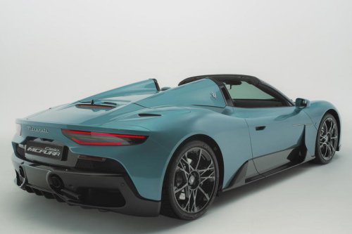 マセラティがMC20の進化形となる新型スーパースポーツカー「MCプーラ」を世界初披露