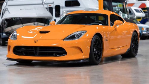 The Dodge Viper 0-60 time isn't the only reason it still returns a six-figure price tag