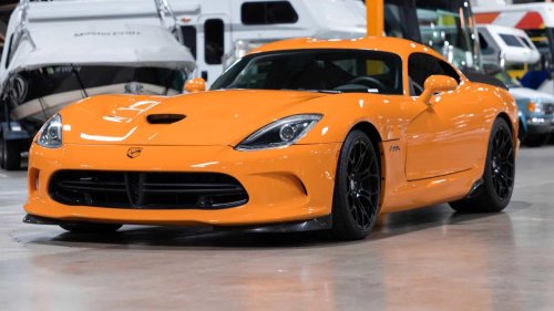 The Dodge Viper 0-60 time isn't the only reason it still returns a six-figure price tag