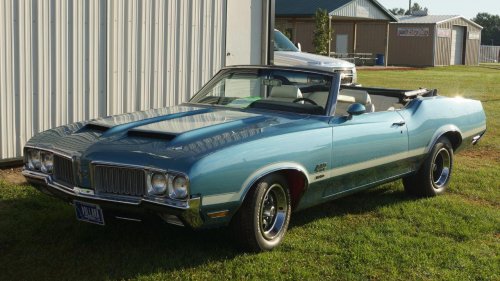 Muscle Cars That Break the Budget—And How to Afford Them