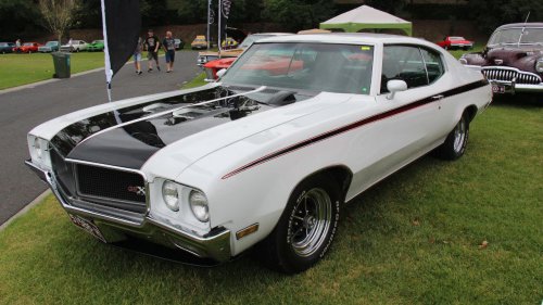 7 Big-block cars you’ll almost never see again