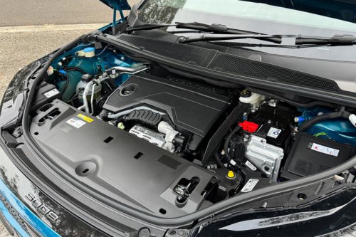 2025 Peugeot 5008 review