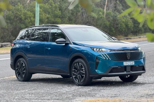2025 Peugeot 5008 review