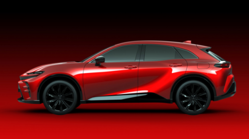520万円のフェラーリ風SUV？トヨタが提案する「新しい高級感」にSUVファンが息をのんだ