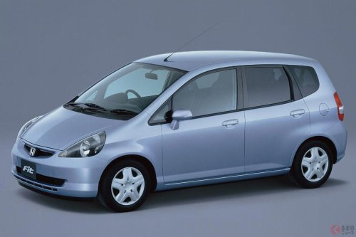 ホンダ | アストンマーティン | ベントレー | シトロエン | ヒョンデ | インフィニティ | ランボルギーニ | ランドローバー | マクラーレン | メルセデス・ベンツ | フォルクスワーゲン | マツダ | ダイハツ | ダッジ | シュコダ | いすゞ | メルセデス | マセラティ | ロータス | トヨタ | アルピーヌ | シボレー | クライスラー | フェラーリ | フォード | ジャガー | ジープ | プジョー | ルノー | ロールス・ロイス | スマート | ビュイック | キャデラック | クプラ | レクサス | アキュラ | アルファロメオ | アルピナ | アウディ | フィアット | キア | ジェネシス | ポルシェ | オペル | スバル | ボルボ | ブガッティ | Citroën | スズキ | なぜ「ホンダだけ？」 他社が真似しない「センタータンクレイアウト」何が凄い？ シンプルだけど…奥が深い理由とは？ フィット・Nシリーズに採用された独自技術