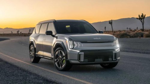 Subaru, Kia, New Subaru Getaway vs. 2026 Kia EV9: Family SUVs Compared