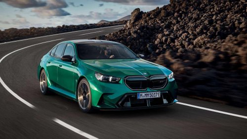 12 performance cars with better power-to-weight ratios than the 2024 Mustang Dark Horse