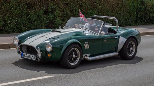 10 American performance cars that delivered shocking speed for their time