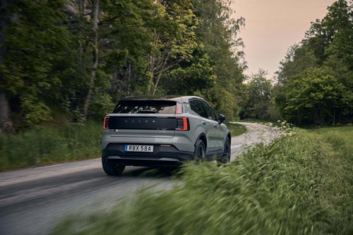 Volvo EX30 Cross Country: Photos From All Angles