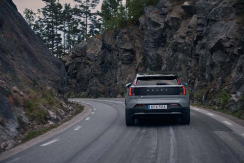 Volvo EX30 Cross Country: Photos From All Angles