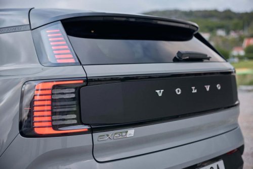Volvo EX30 Cross Country: Photos From All Angles
