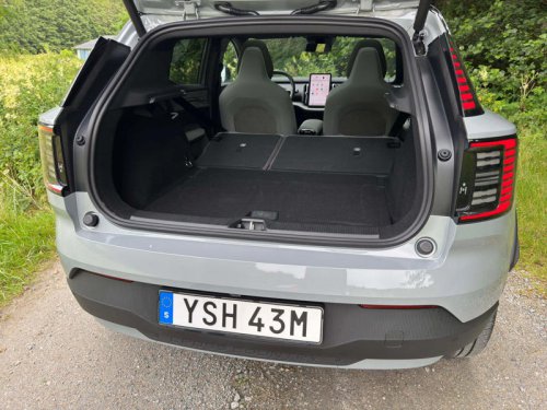 Volvo EX30 Cross Country: Photos From All Angles