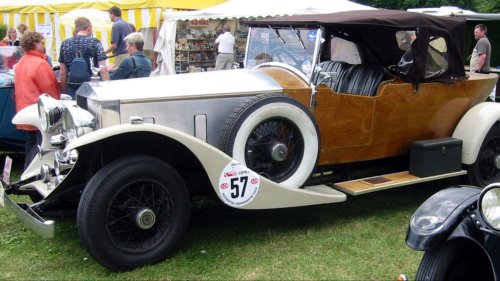 20 Awesome Facts About Rolls-Royce That You Never Knew
