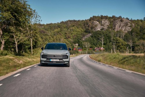Volvo EX30 Cross Country: Photos From All Angles