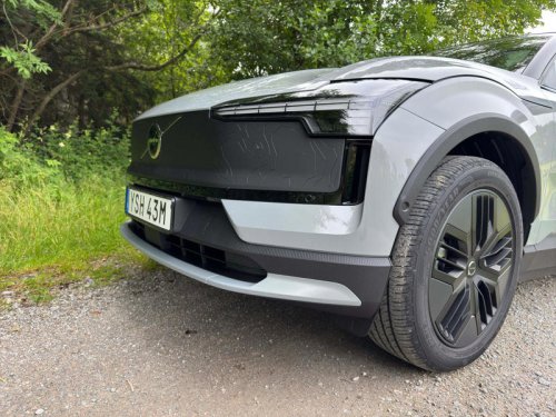 Volvo EX30 Cross Country: Photos From All Angles