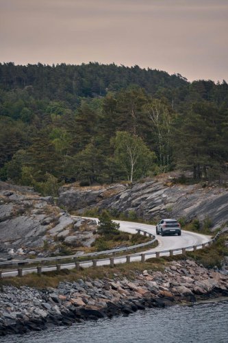 Volvo EX30 Cross Country: Photos From All Angles