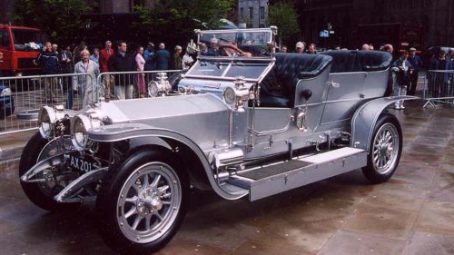 20 Awesome Facts About Rolls-Royce That You Never Knew