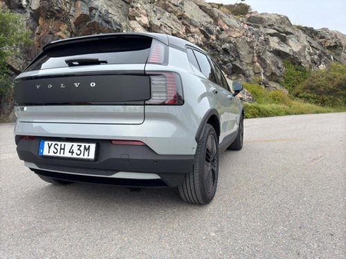Volvo EX30 Cross Country: Photos From All Angles