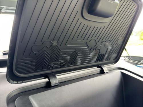 Volvo EX30 Cross Country: Photos From All Angles