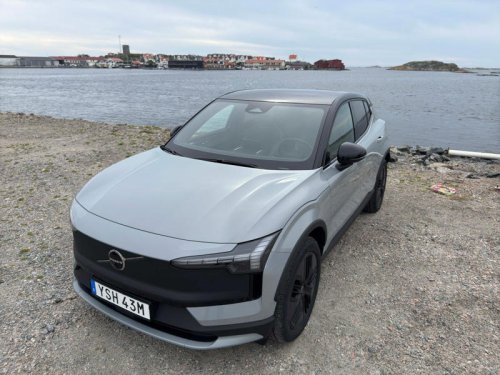 Volvo EX30 Cross Country: Photos From All Angles