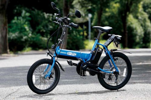 【GSX-R mini？】鈴鹿8耐で発見！ スズキ「CNチャレンジ」仕様の謎のミニバイク…コレなんですか？