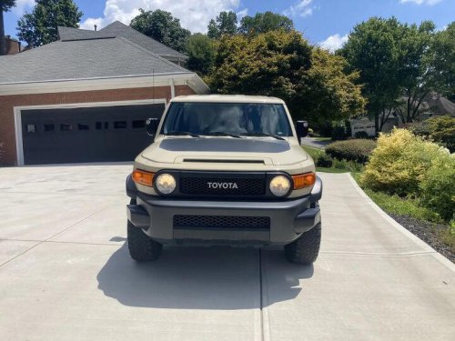 Toyota, 2010 Toyota FJ Cruiser For Sale