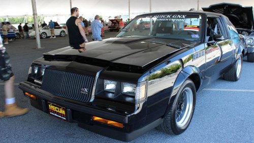 20 Cutting-Edge 80s Cars That Looked Like They Were From The Future